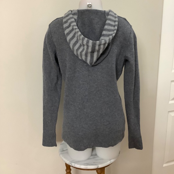 Horny Toad Wool & Cashmere Top fits Med 34/35 bust - Picture 2 of 9